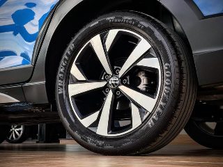 VW - VolksWagen Nivus Highline 1.0 200 TSI Flex Aut. 2024 — foto 4 de 6