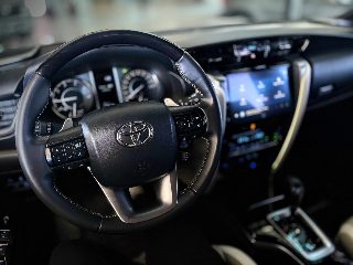 TOYOTA HILUX SWDMDA4MD 2024 — foto 4 de 7