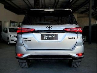 TOYOTA HILUX SWDMDA4MD 2024 — foto 7 de 7