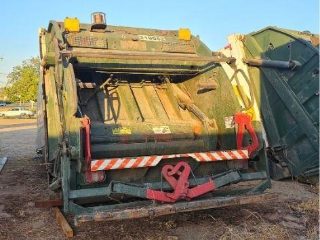COMPACTADOR DE LIXO 2016 — foto 2 de 2