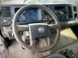 VOLKSWAGEN 17.280 CRM 4X2 4P 2016 — foto 8 de 8