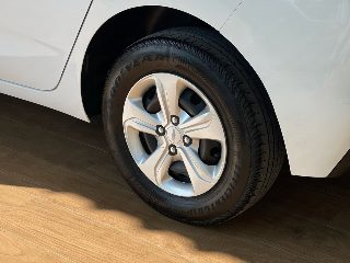 GM - Chevrolet ONIX HATCH 1.0 12V Flex 5p Mec. 2025 — foto 6 de 7