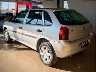VW - VolksWagen Gol City (Trend) 1.0 Mi Total Flex 8V 2p 2014 — foto 7 de 9