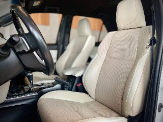 Toyota Hilux SW4 Diamond 2.8 TB 4x4 Die. Aut. 2022 — foto 9 de 9