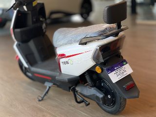 EBIKE SCOOTER ELETRICA SHARK 1000W B-CHUMBO 72V — foto 3 de 3